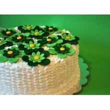 White Flower Basket3D13 Cream Fondant Cake