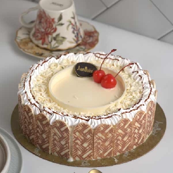 White Forest Cake